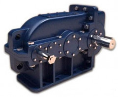 Редуктор трехступенчатый крановый ВКУ-965М